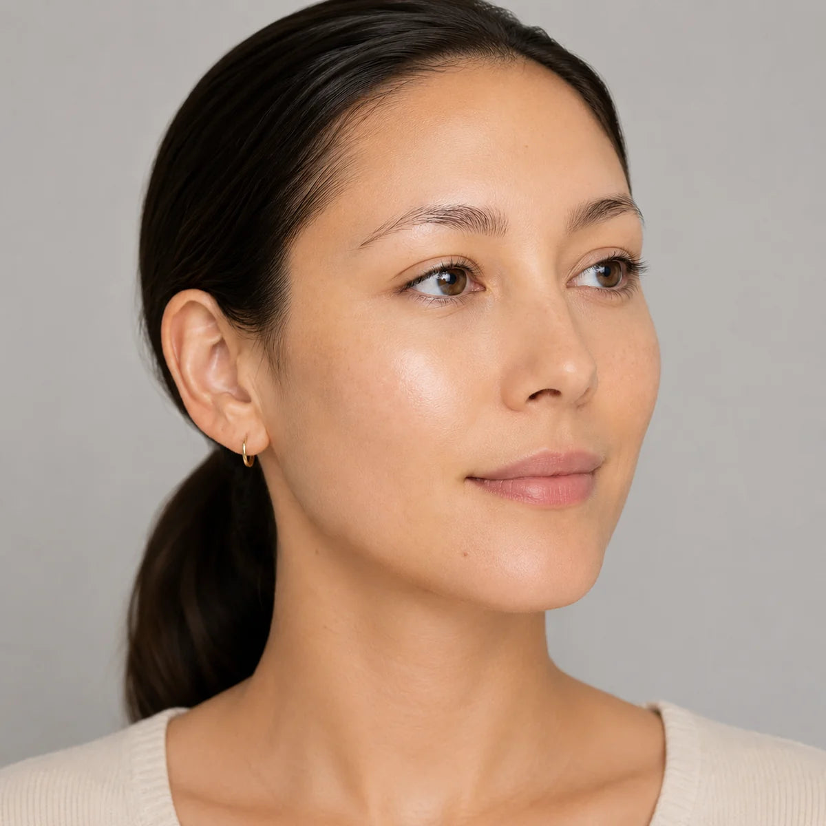 Sparse and uneven brow appearance